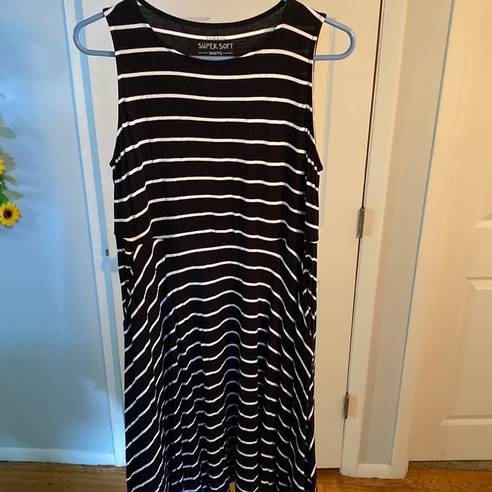 ❗️NWOT❗️Black/ White Striped MIDI Torrid Dress